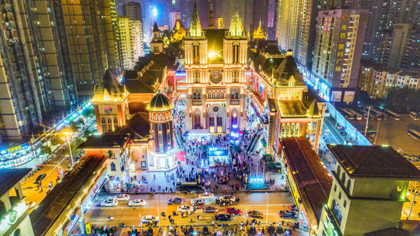 武汉世界城光谷步行街